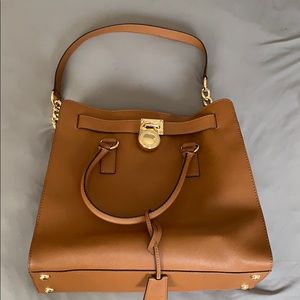 Authentic Michael Kors bag in Luggage color